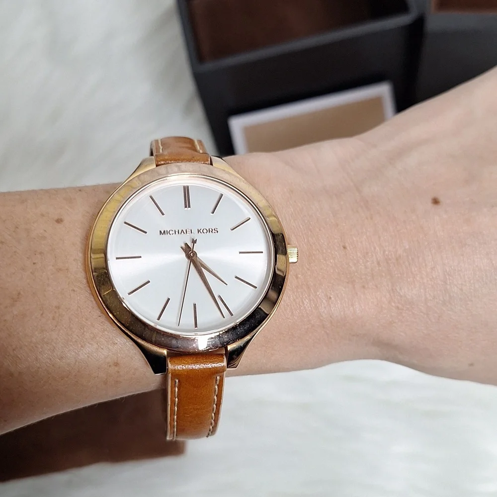 MICHAEL KORS Classic Watch Slim Runway Band Tan Camel Leather MK 2284